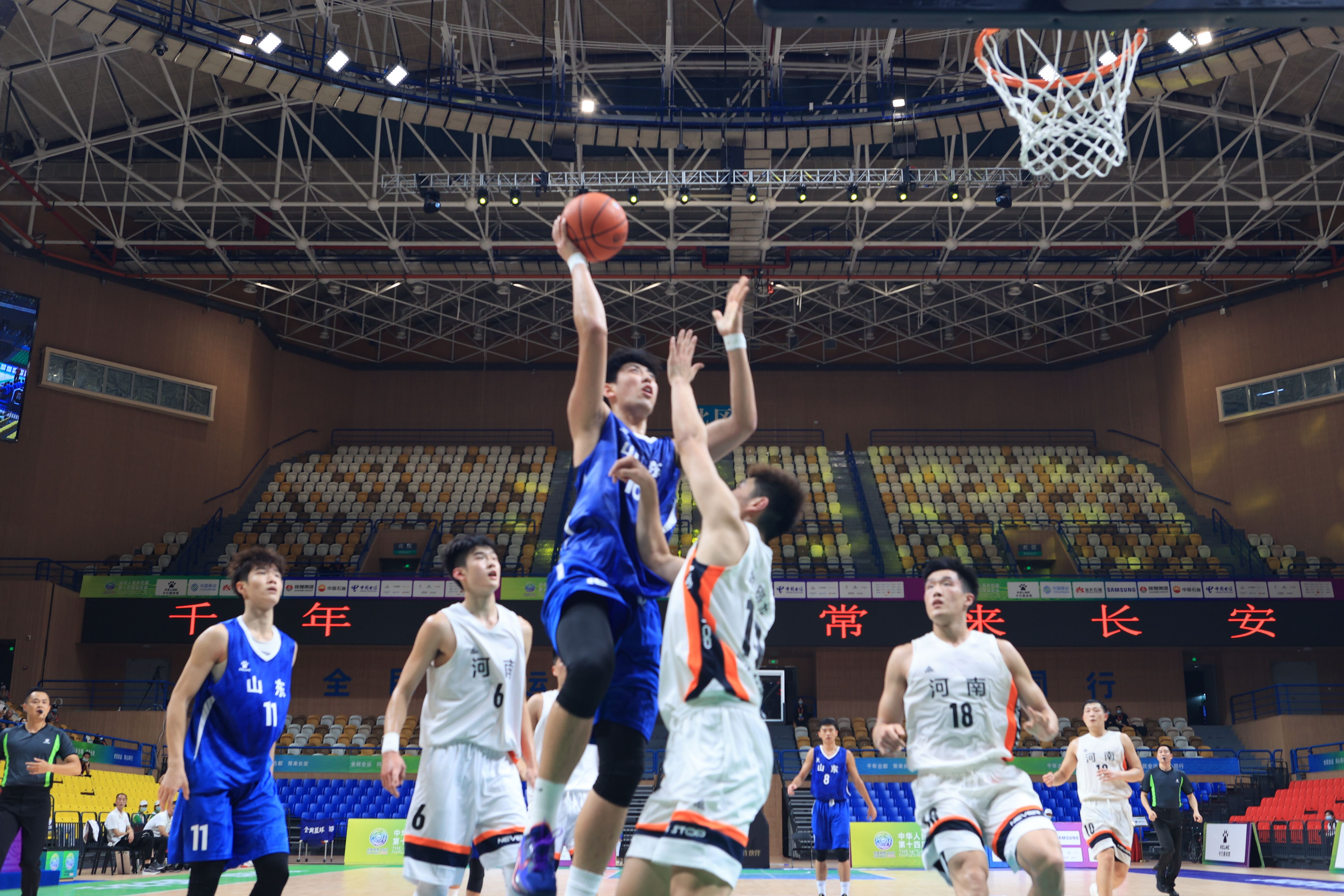 球和反击来 球和反击来